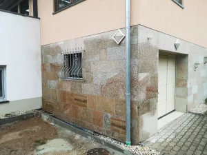 DELOS Stuckwerkstatt - Ihr Partner für Fassadensanierung mit Stuck